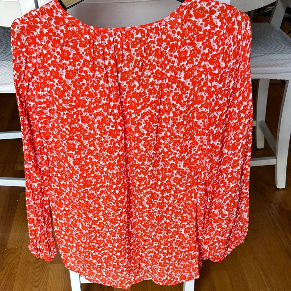 Old Navy Vibrant Red Floral Top - Picture 2 of 6